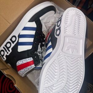 Adidas Hard Court Hi J Sneakers in Black and Blue